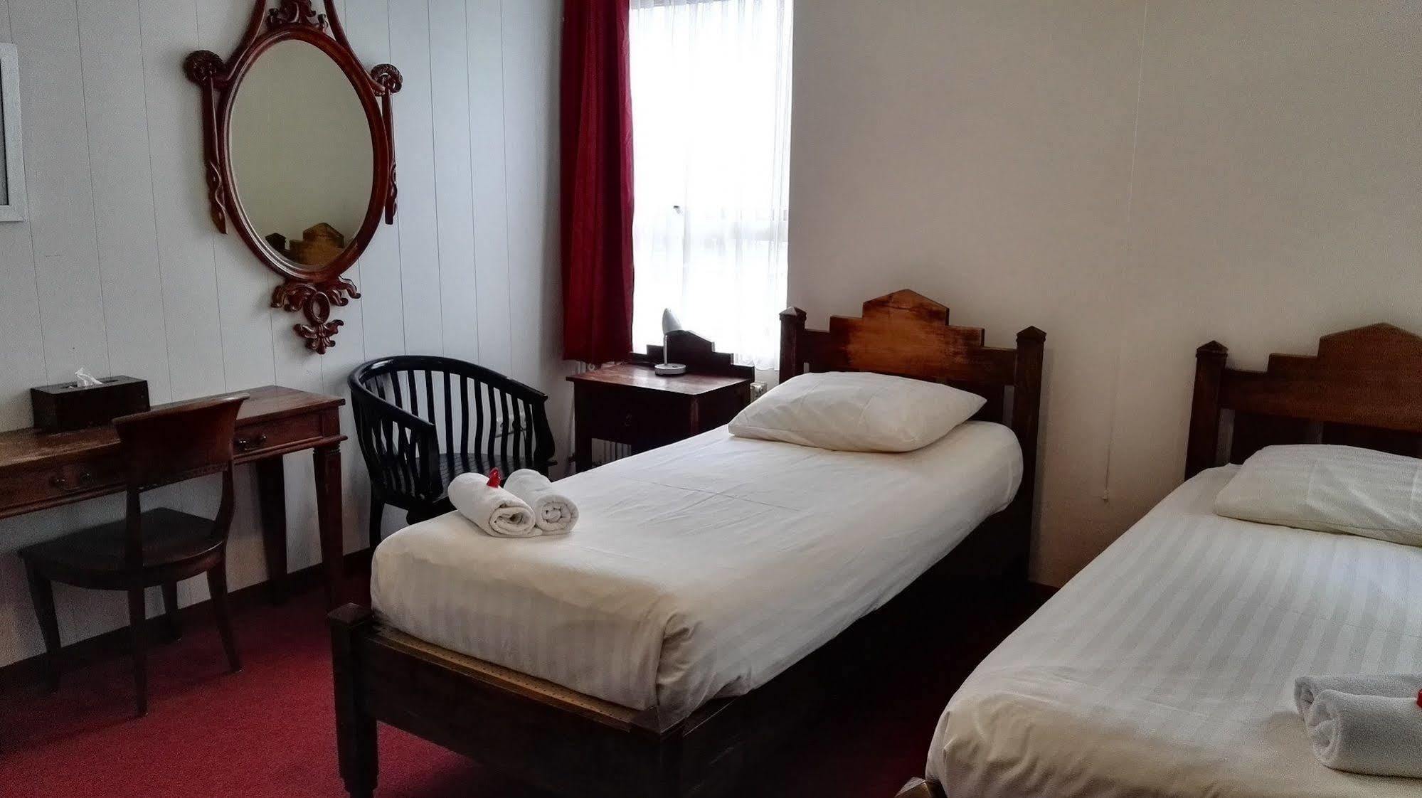 Hotel Wienerhof Den Helder Eksteriør billede